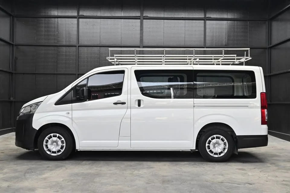 2022 Toyota HiAce VI (H300) 3