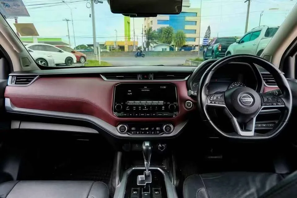 2022 Nissan Terra 3