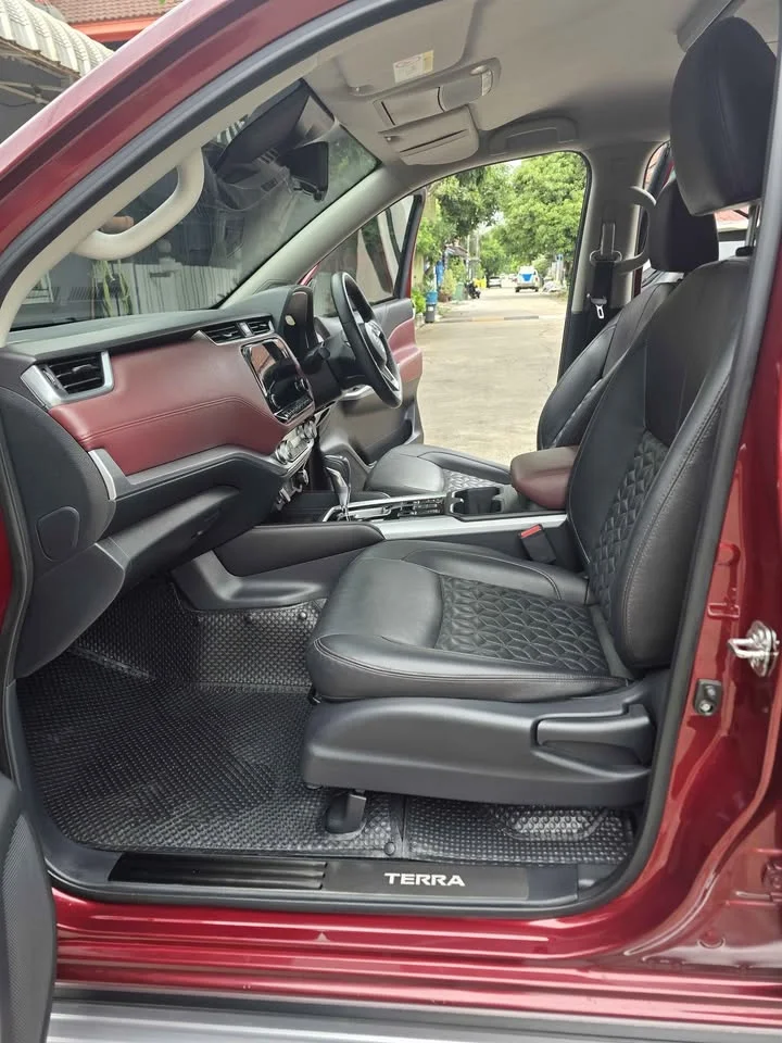 2021 Nissan Terra 2
