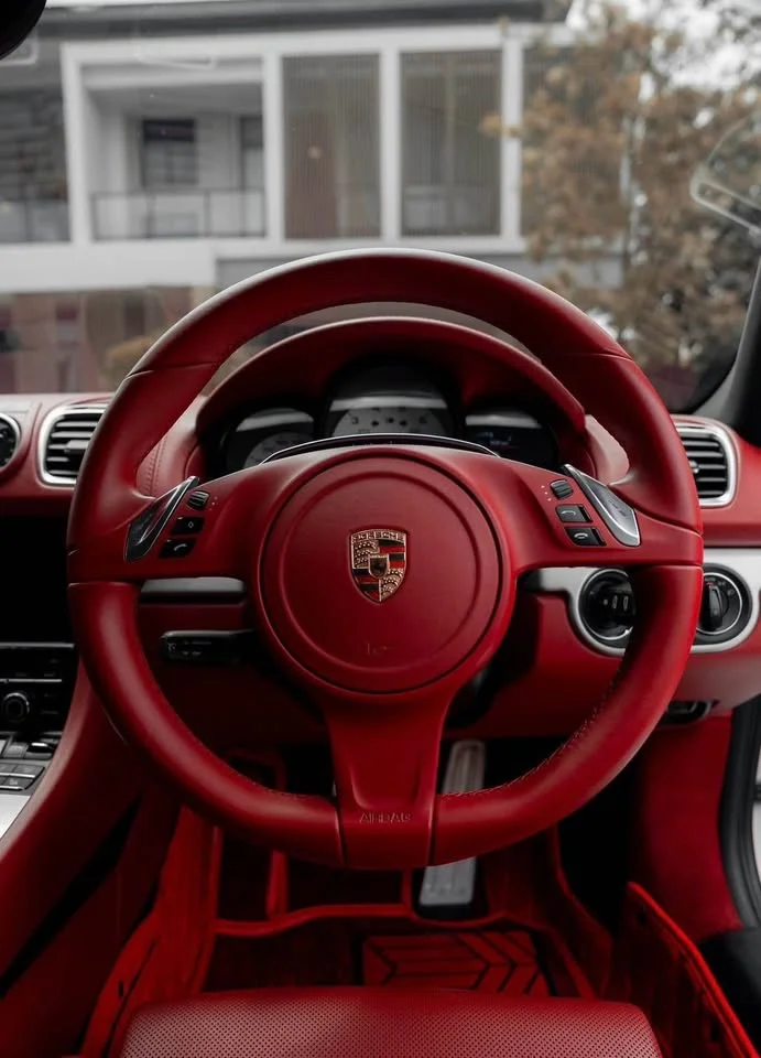 2013 Porsche Boxster and Cayman III 3