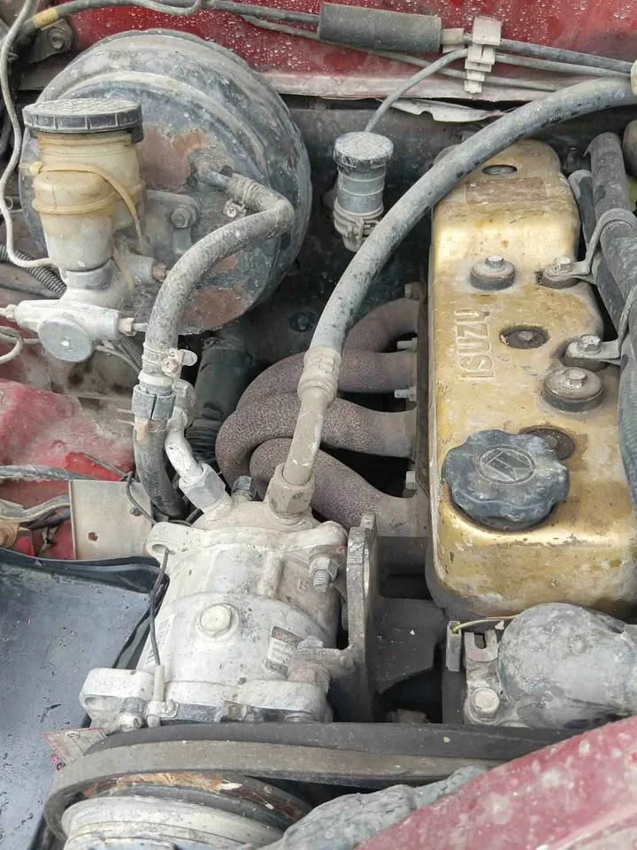 1998 Isuzu TFR III 3