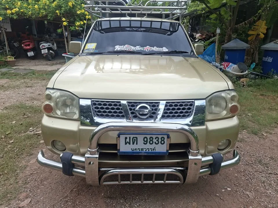 2005 Nissan Frontier I 2