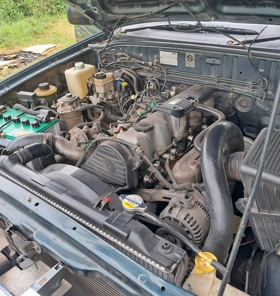 2001 Mazda 2500 Fighter V 2