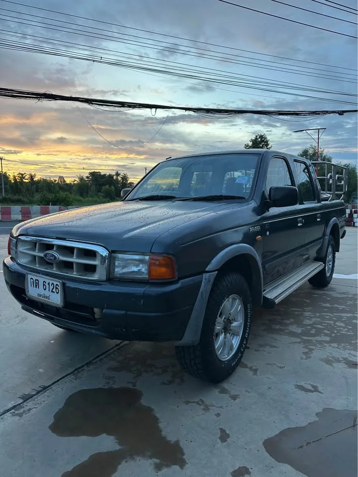 2002 Mazda 2500 Fighter V 3