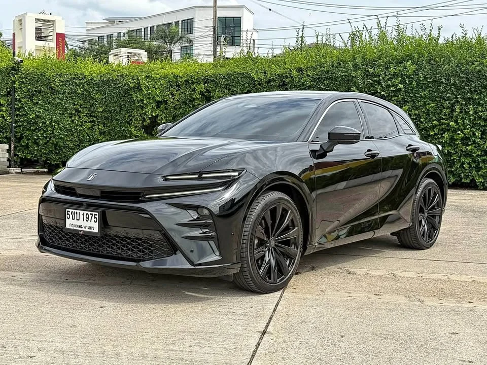 2024 Toyota Crown XVI (S235) 3