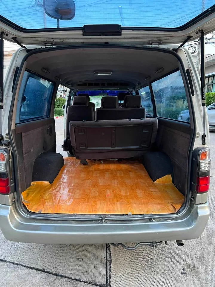 2002 Toyota Commuter IV (H100) 3