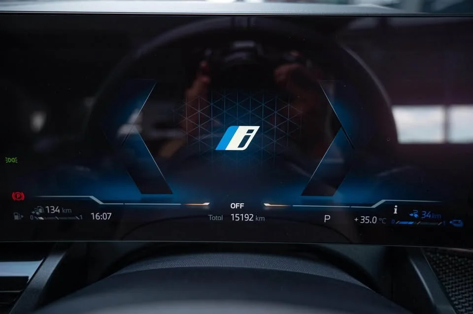 2025 BMW 5er VIII 3
