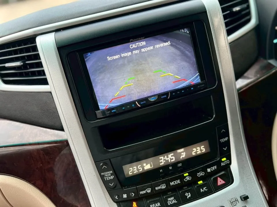 2012 Toyota Alphard, Vellfire II (AH20) 3
