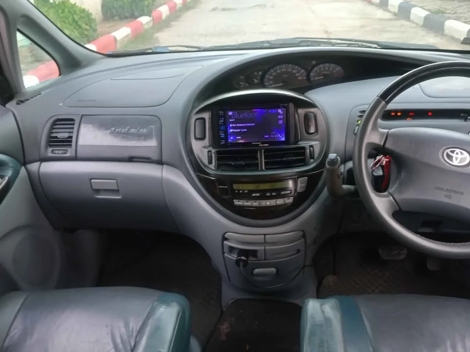2008 Toyota Estima II 3