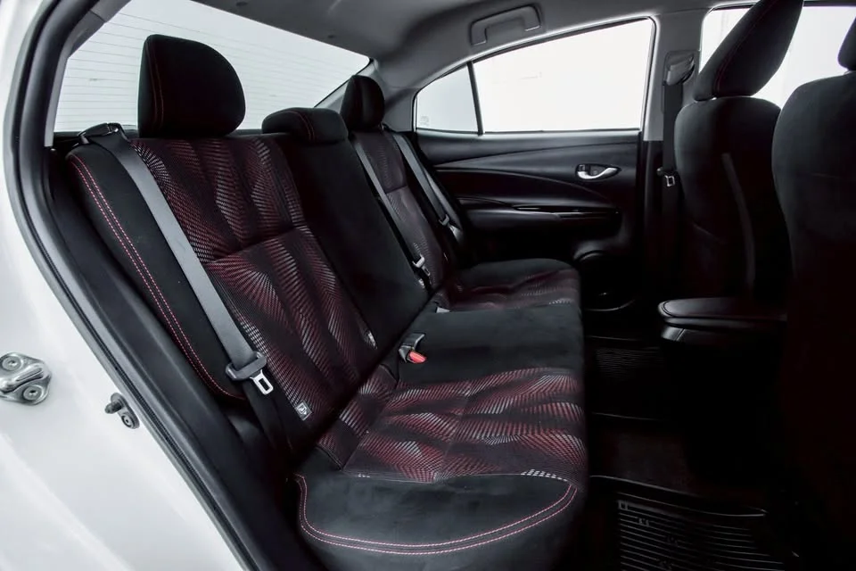 2018 Toyota Yaris ATIV III 3