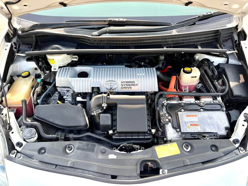 2011 Toyota Prius III 3