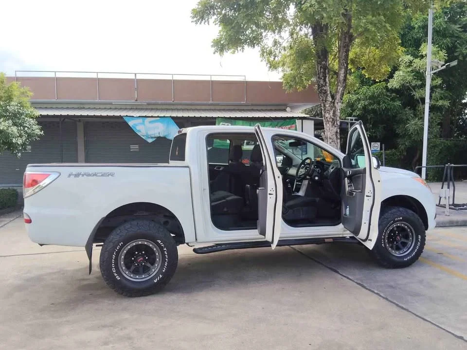 2014 Mazda BT-Series II 2
