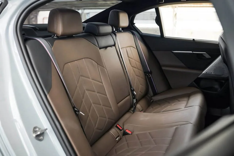 2025 BMW 5er VIII 3