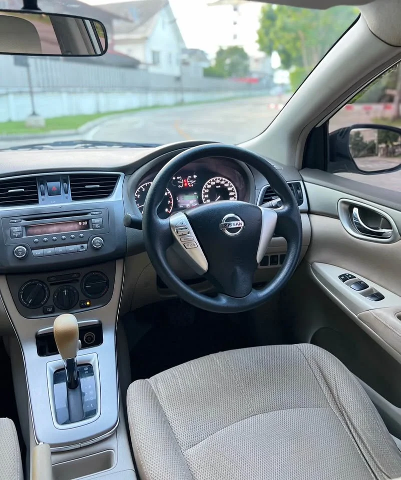 2013 Nissan Sylphy III (B17) 3