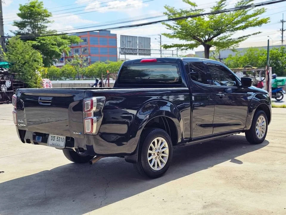 2020 Isuzu D-Max III (RG) 3