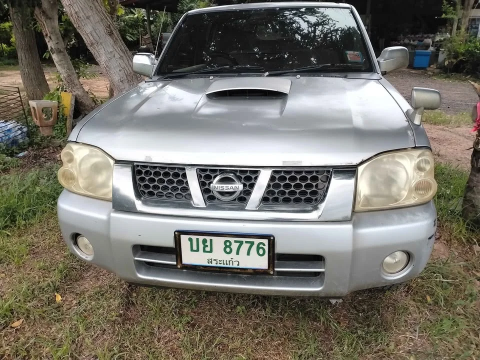 2006 Nissan Frontier I 3