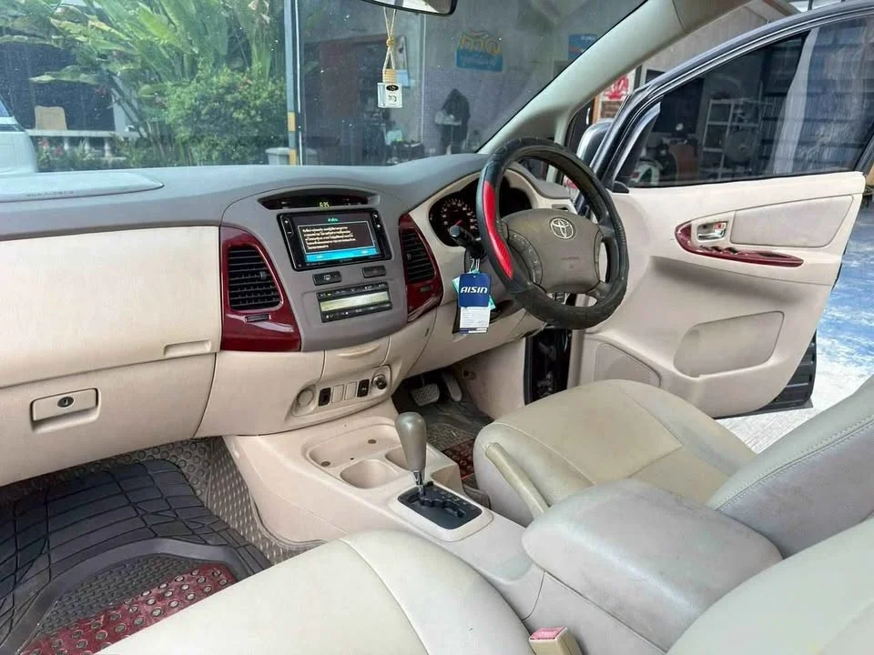 2005 Toyota Innova I 3