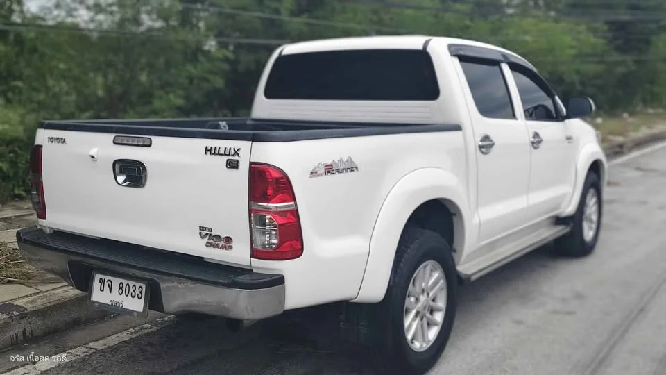 2012 Toyota Hilux VII 2