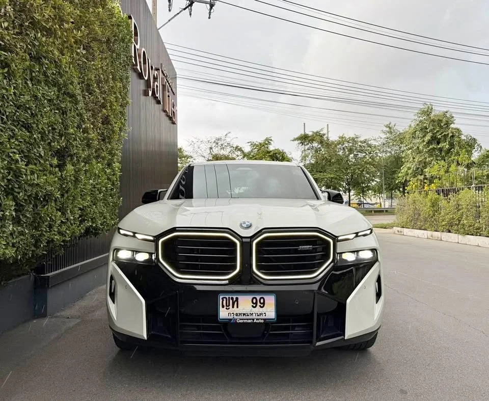 2024 BMW XM G09 3