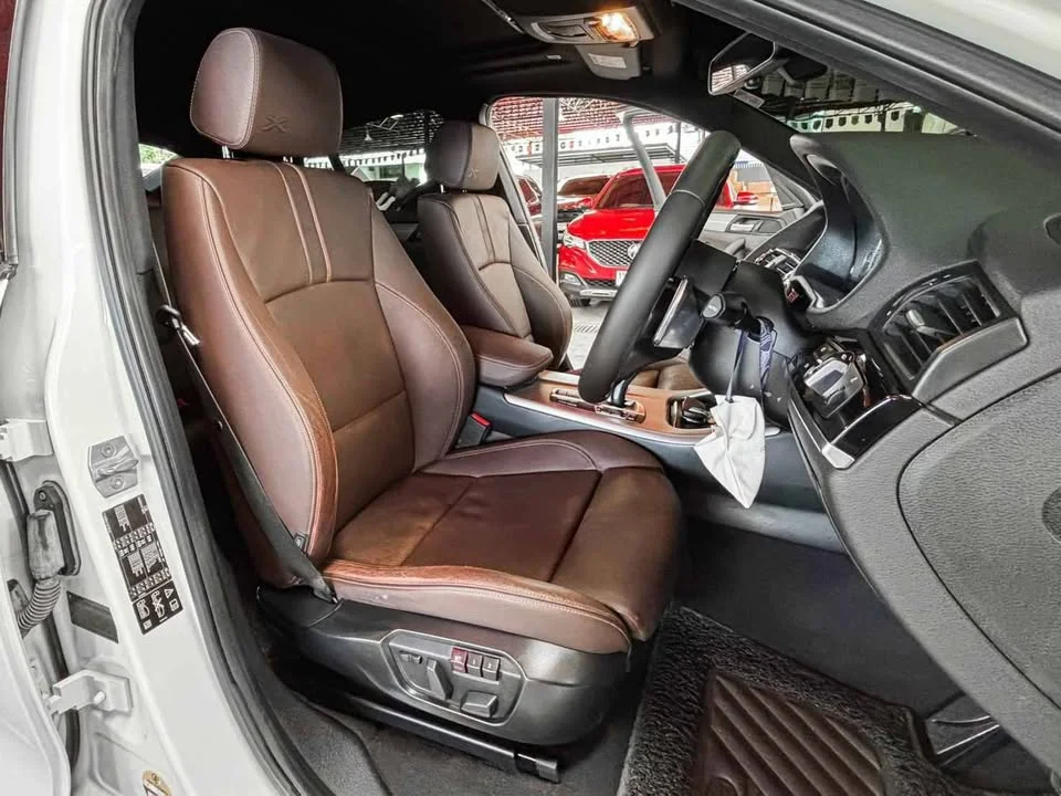 2018 BMW X4 F26 2