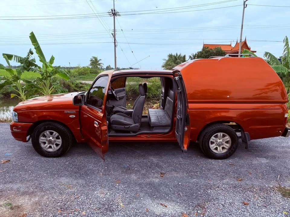 2004 Mazda 2500 Fighter V 3
