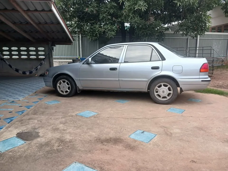 1998 Toyota Corolla Altis VIII (E110) 2
