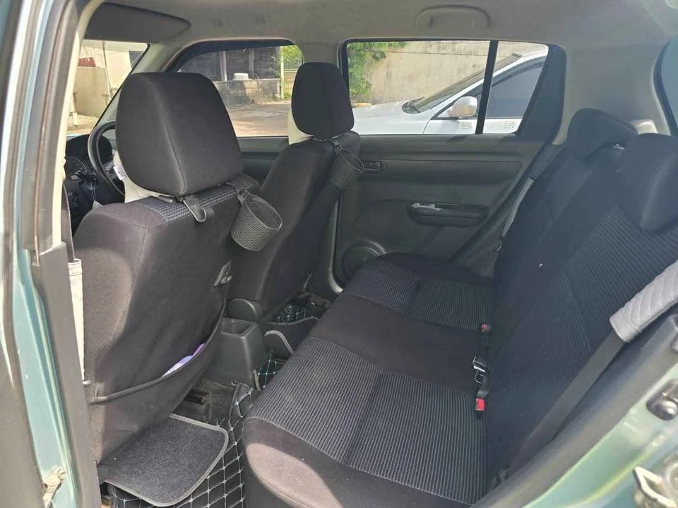 2010 Suzuki Swift I 3