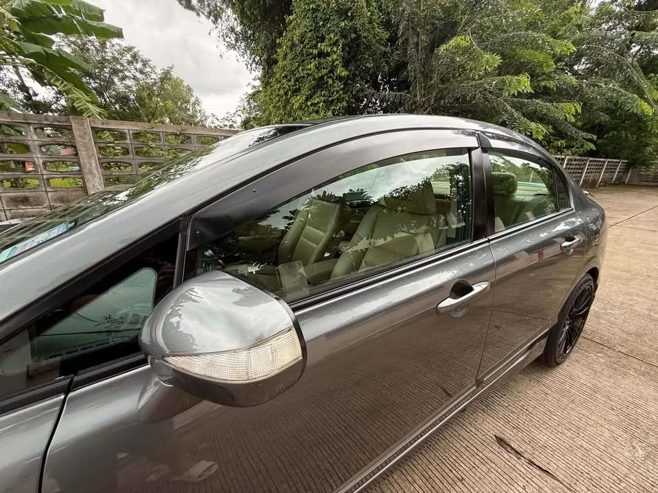 2009 Honda Civic VIII 3