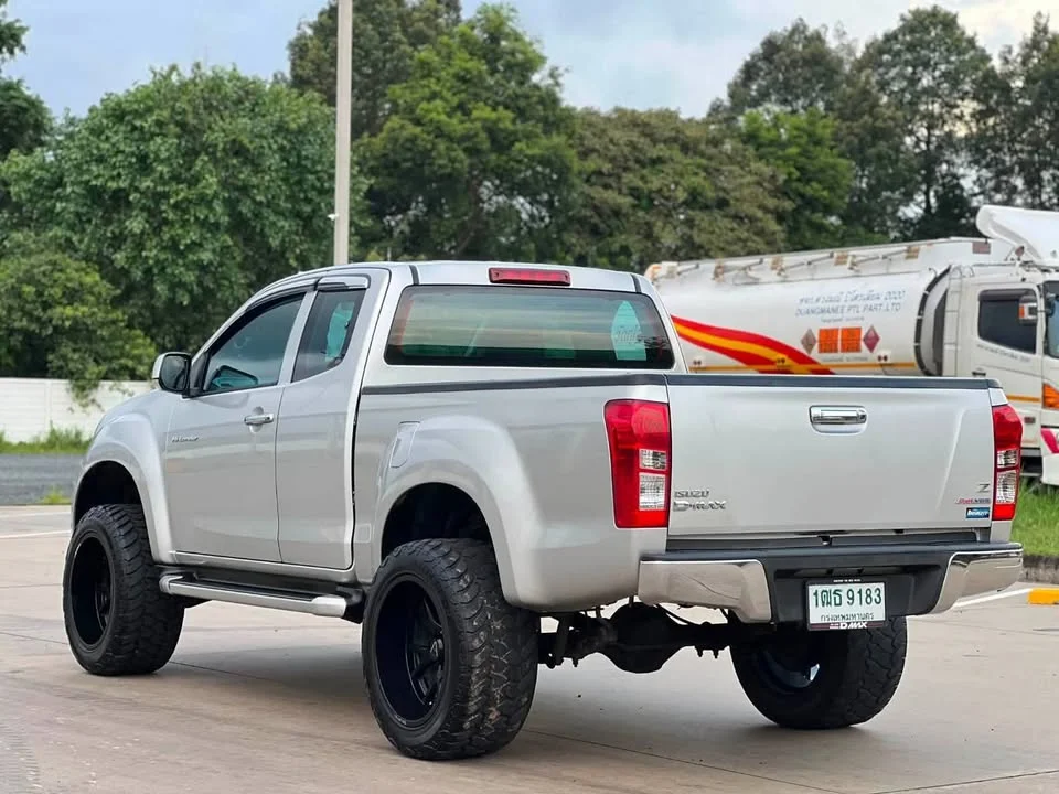 2015 Isuzu D-Max II (RT) 3