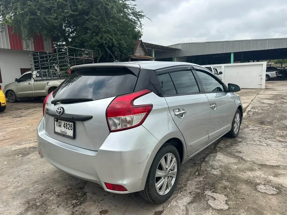 2015 Toyota Yaris III 3