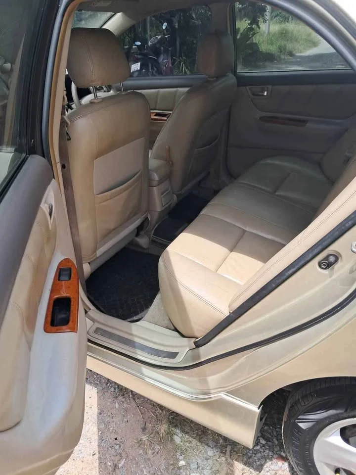 2001 Toyota Corolla Altis IX (E120) 2