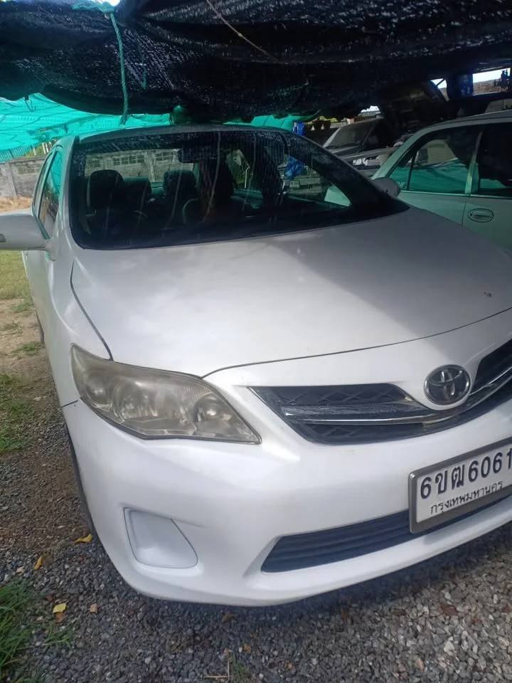 2012 Toyota Corolla Altis X (E140) 2