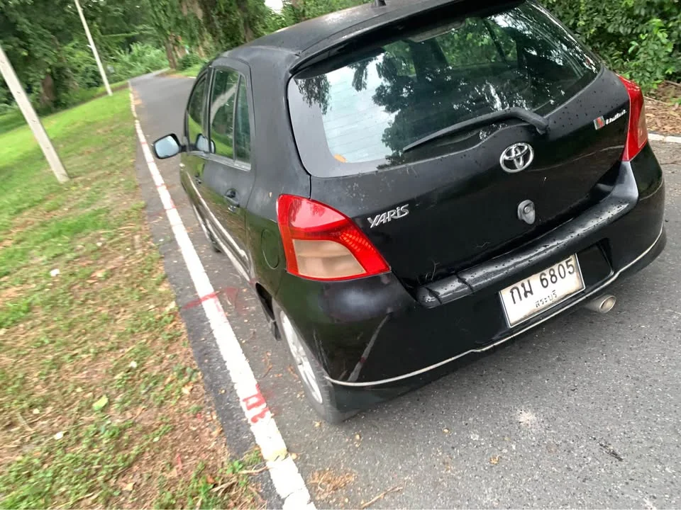 2006 Toyota Yaris II 2