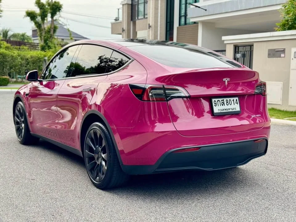 2023 Tesla Model Y 3