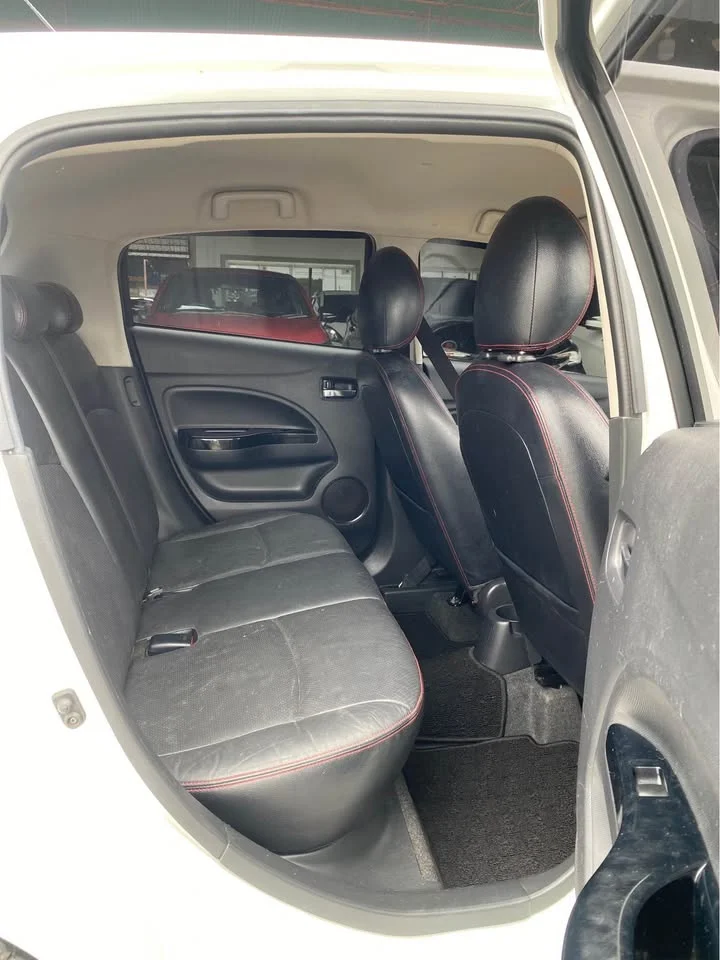 2018 Mitsubishi Mirage VI 3