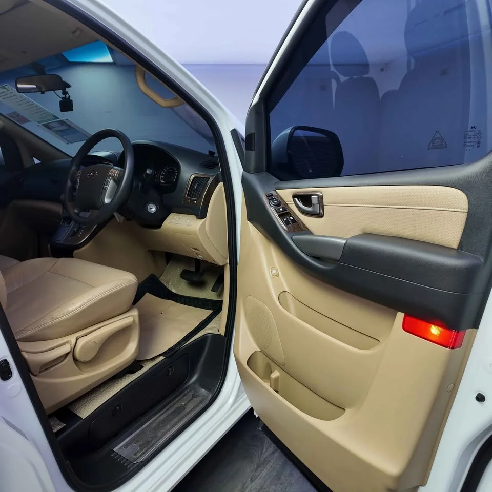 2022 Hyundai H-1 II 3