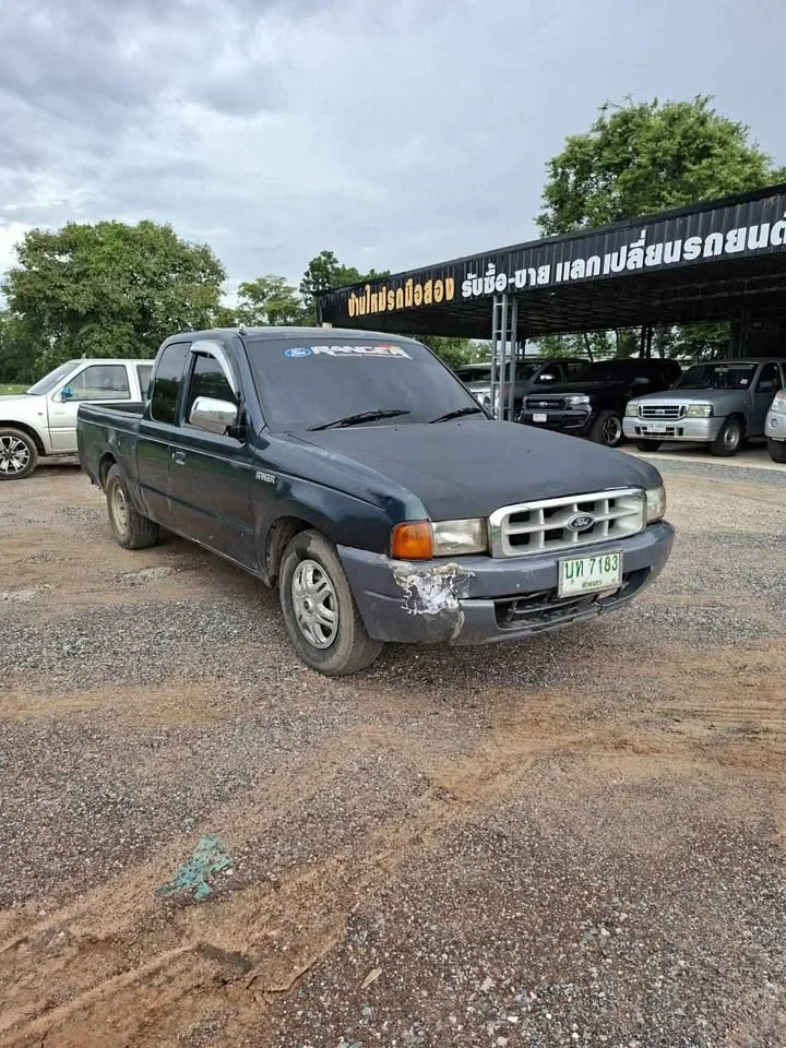 2001 Mazda 2500 Fighter V 3