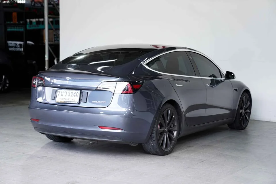 2020 Tesla Model 3 2