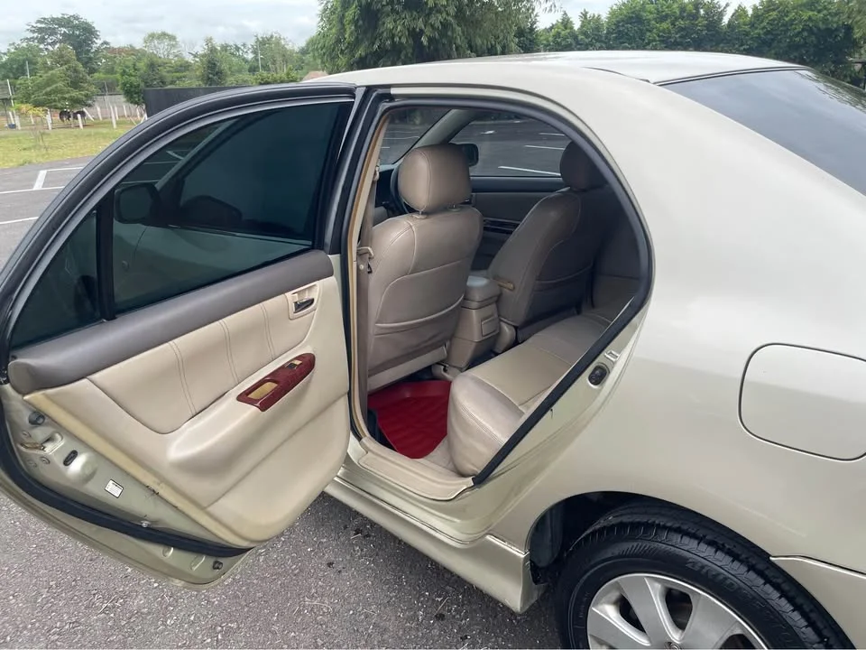 2004 Toyota Corolla Altis IX (E120) 2