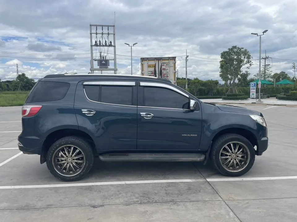 2013 Chevrolet TrailBlazer II 2