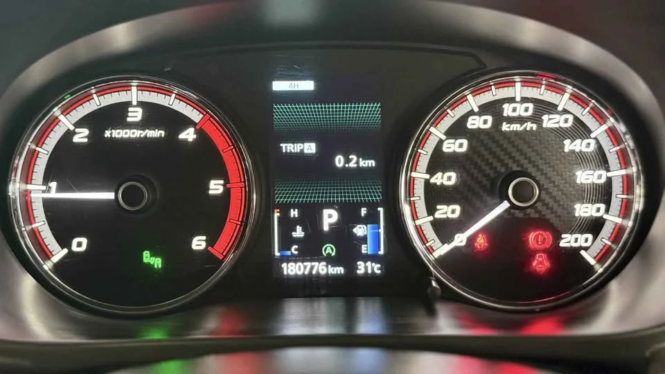 2019 Mitsubishi Triton V 3