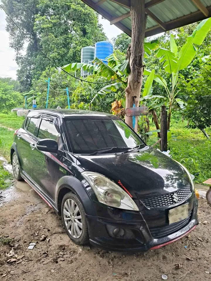 2013 Suzuki Swift II 2