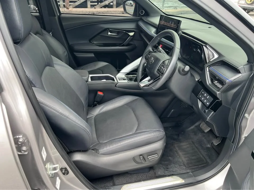 2024 Toyota Yaris Cross AC200 2