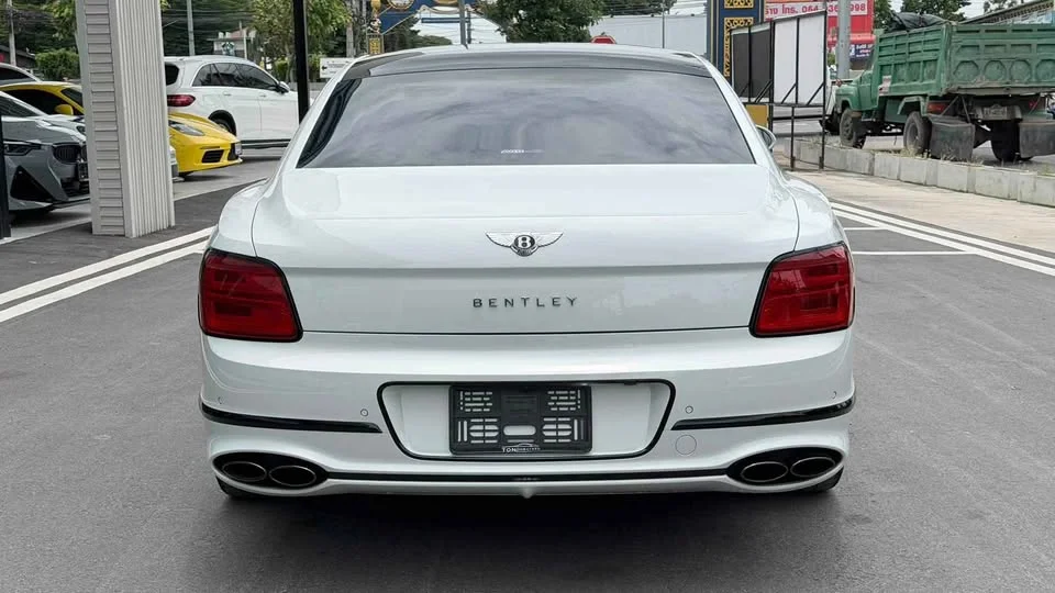 2023 Bentley Flying Spur III 3