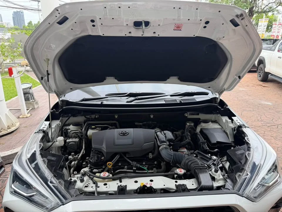 2023 Toyota Yaris Cross AC200 2