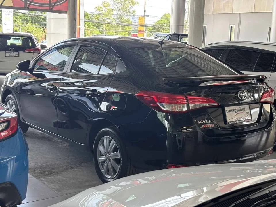 2019 Toyota Yaris ATIV III 3