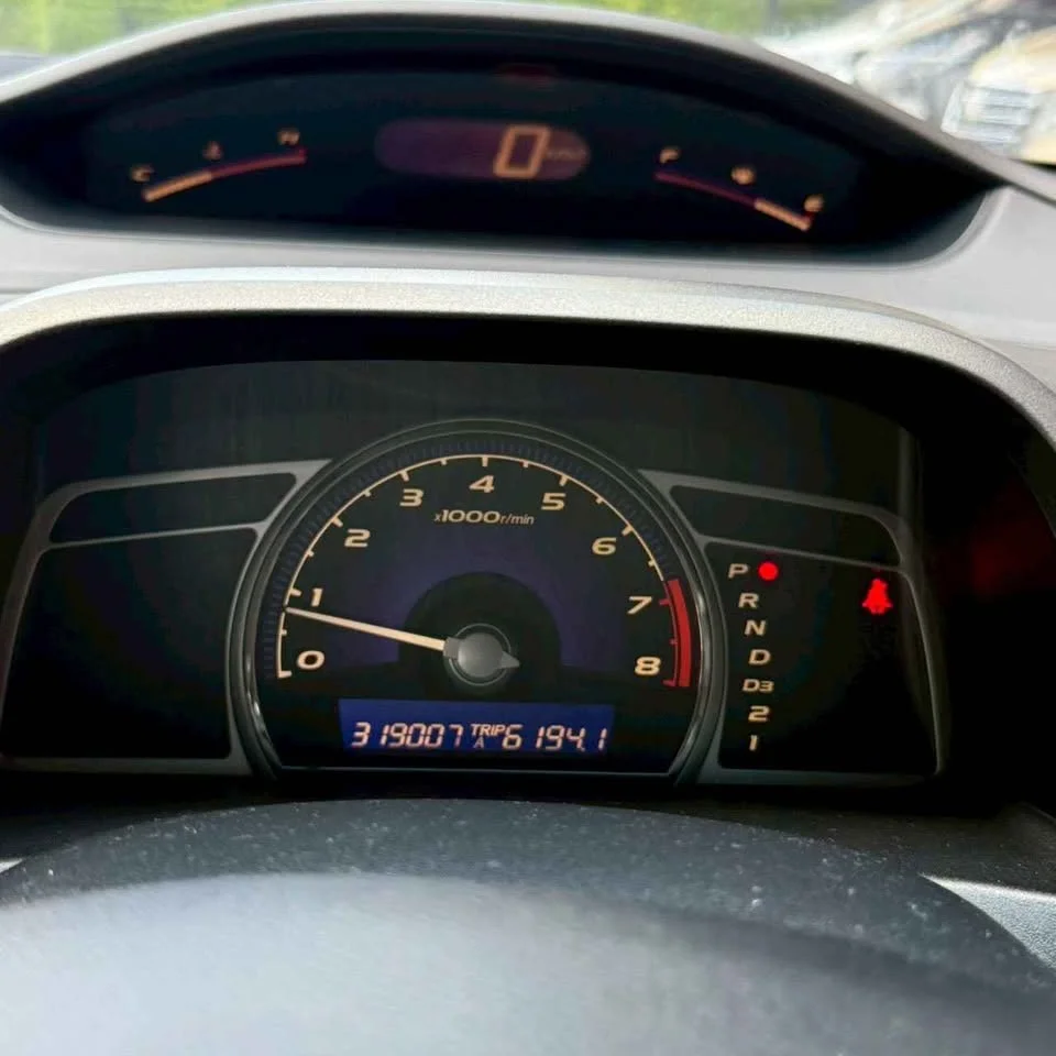 2011 Honda Civic VIII 2