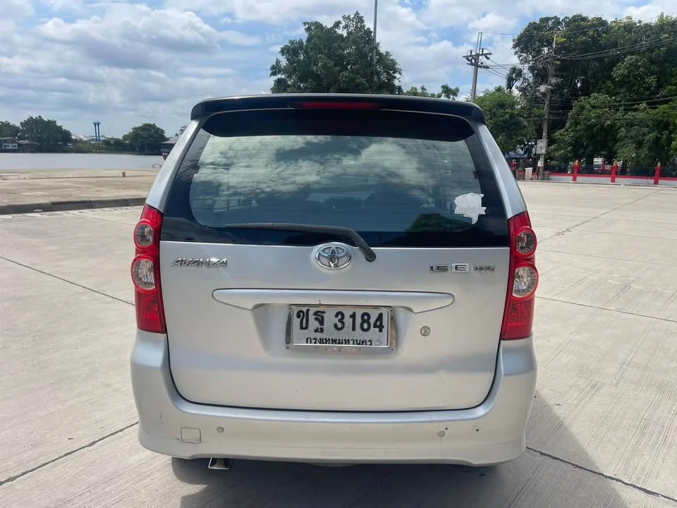 2006 Toyota Avanza I 3