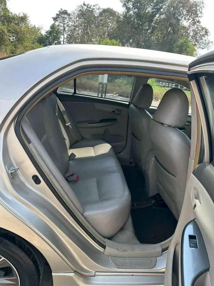 2008 Toyota Corolla Altis X (E140) 3