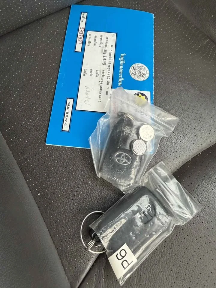 2013 Toyota Prius III 3